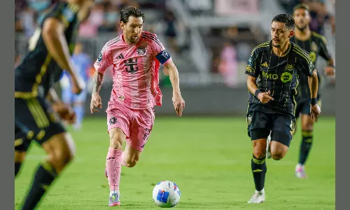 Messi scores twice in Miamis frantic comeback over LAFC