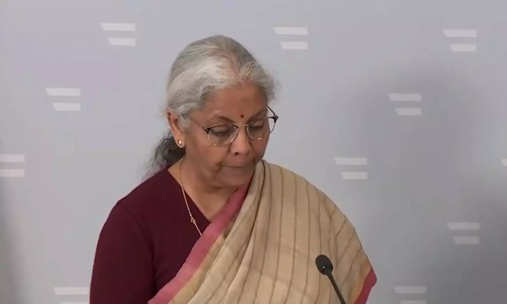 FinMin Urges Austrian Companies to Invest in India