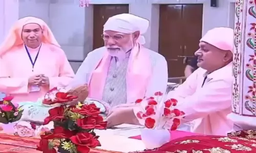 Madhya Pradesh: Sages, Saints Guided Society in Challenging Times, Says Modi