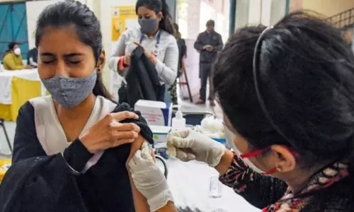 Haj panel asks pilgrims to take vaccines before trip