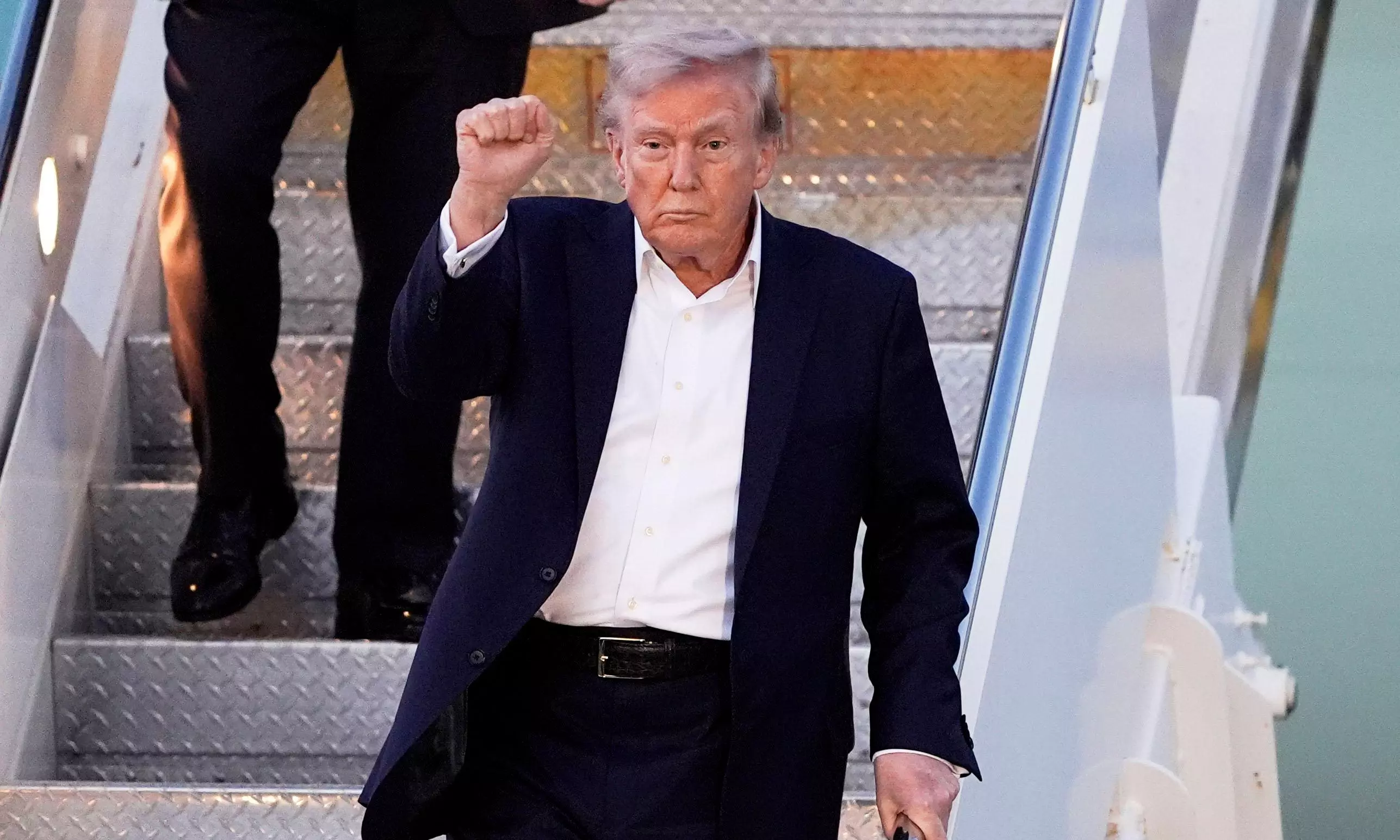 Trump, says feels in very good shape after annual checkup Trump, says feels in very good shape after annual checkup