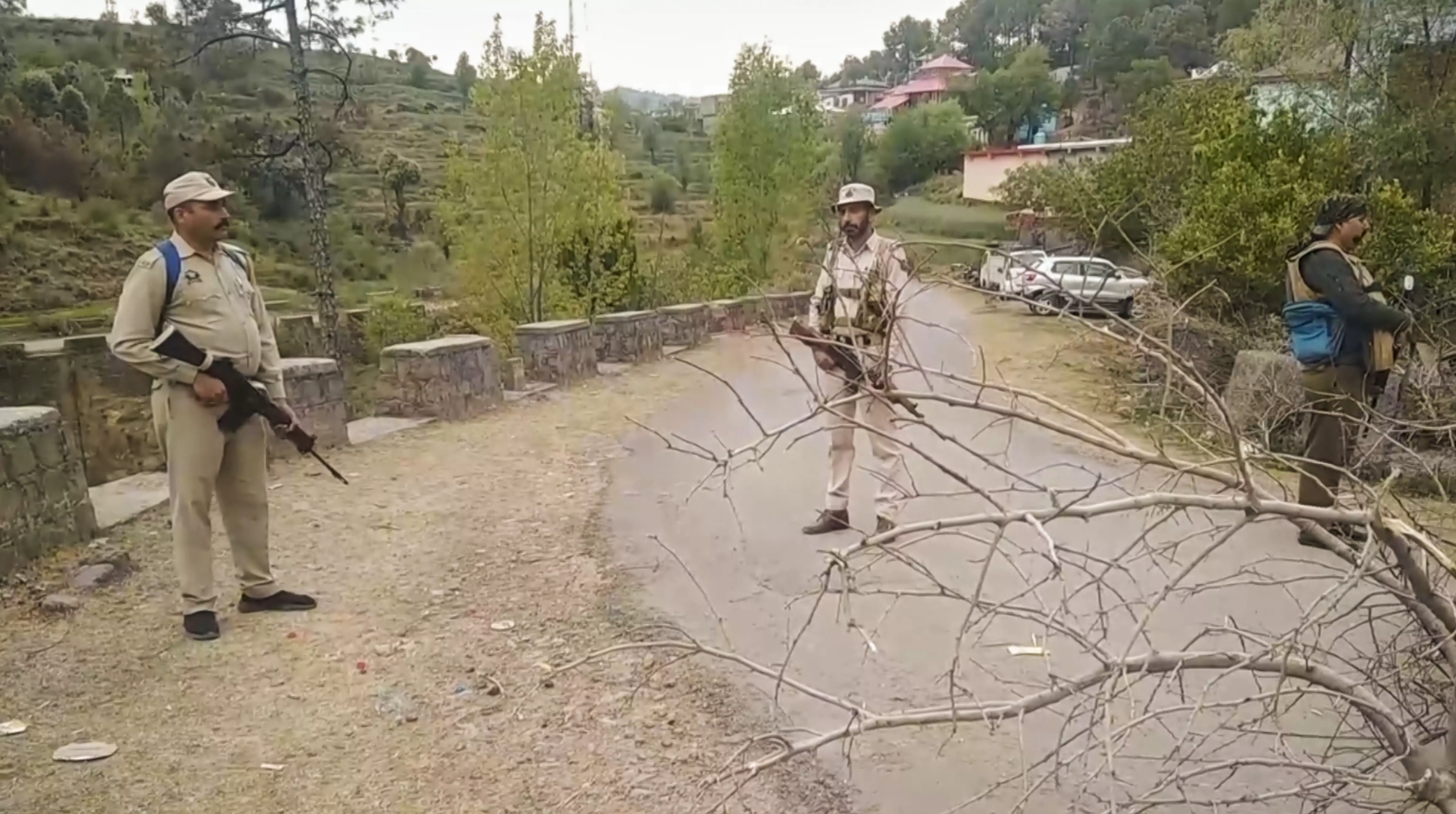 2 terrorists killed in ongoing operation in J-Ks Kishtwar 2 terrorists killed in ongoing operation in J-Ks Kishtwar