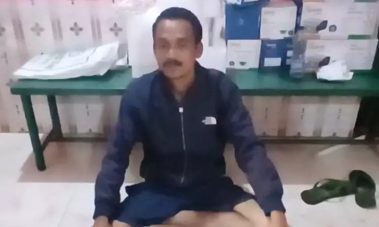 Man beheads uncle, surrenders with severed head in Odisha’s Keonjhar Man beheads uncle, surrenders with severed head in Odisha’s Keonjhar