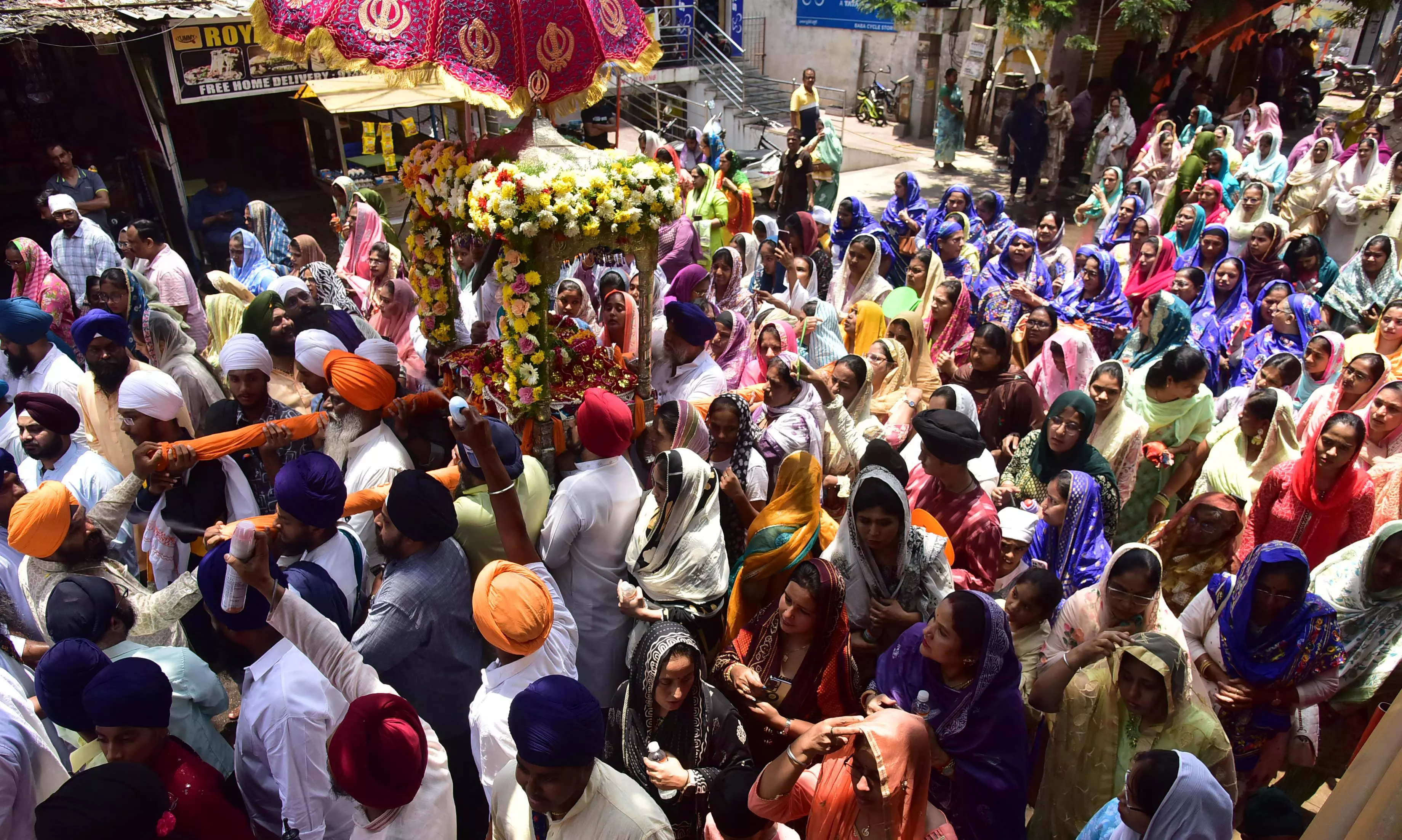 Sikhs Celebrate Vaisakhi With Great Fervour Sikhs Celebrate Vaisakhi With Great Fervour