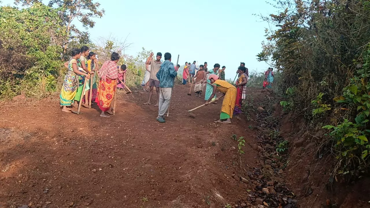 Telangana’s Kolams Turn Multilingual to Make Ends Meet