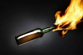 Immolation attempt foiled in front of Raj Bhavan in Bengaluru Immolation attempt foiled in front of Raj Bhavan in Bengaluru