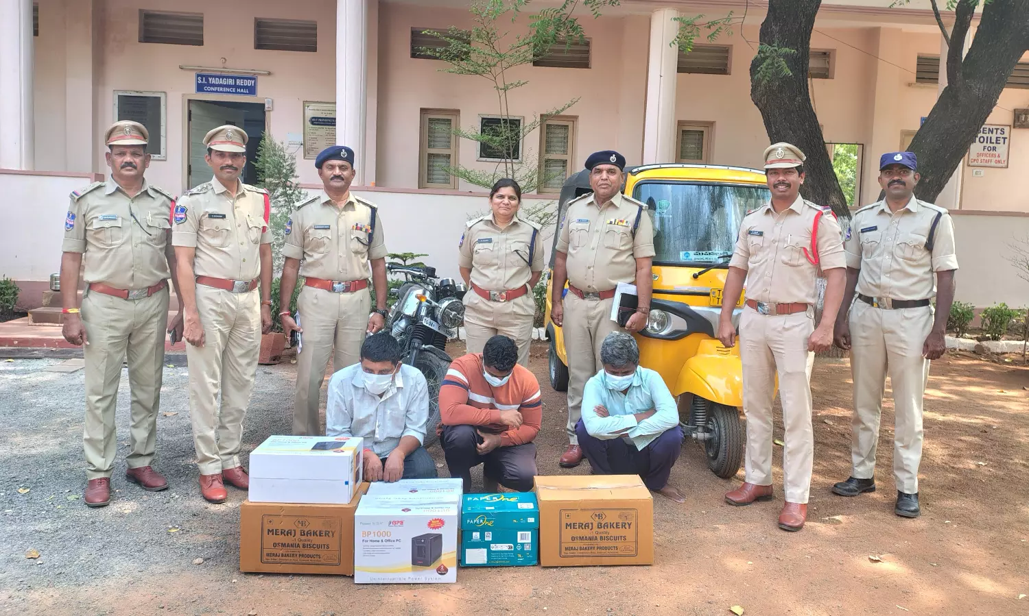 3 Held With Ganja, Hashish Oil In Hanamkonda