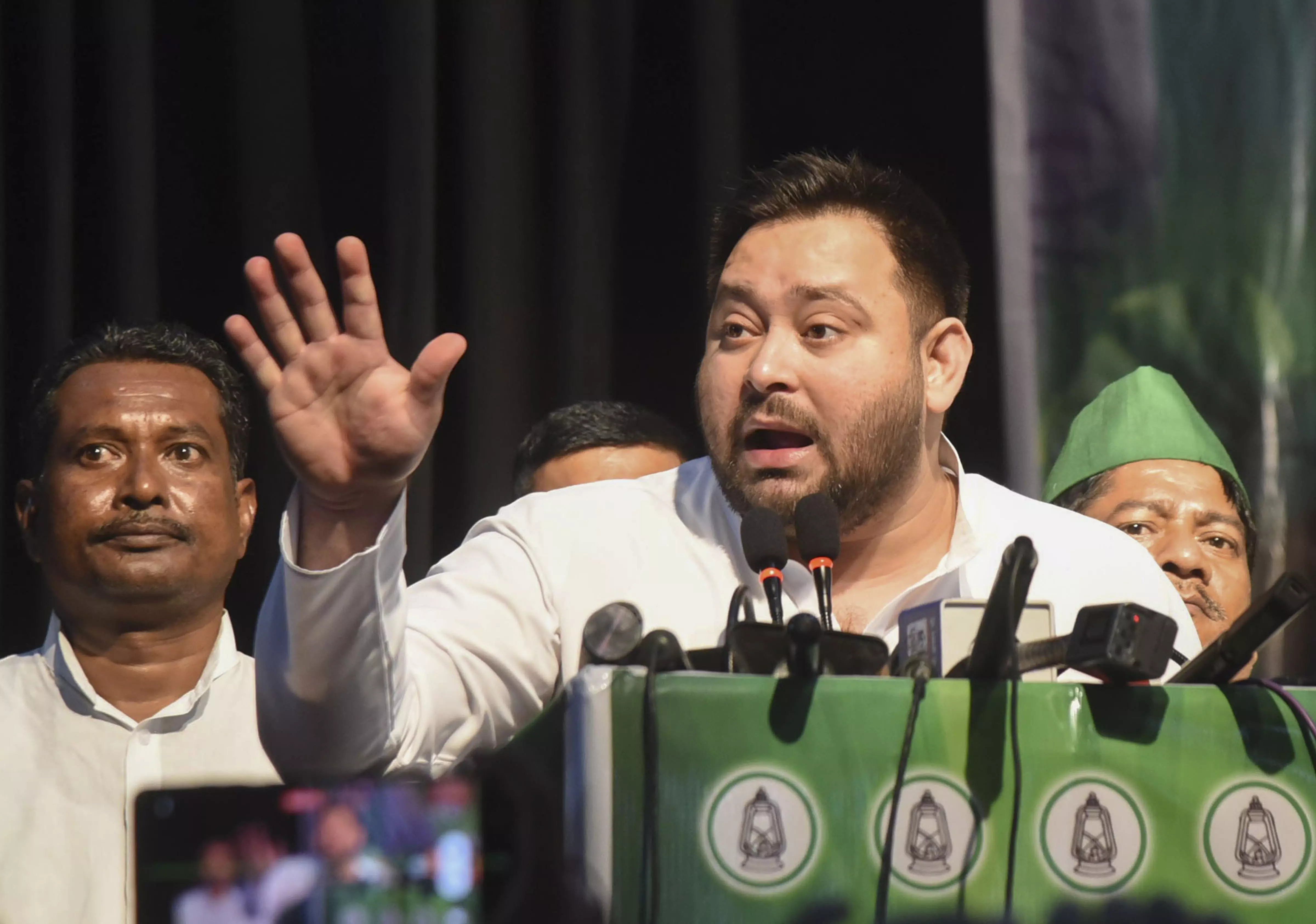 Tejashwi Yadav Arrives In Delhi For Talks With Kharge Over Bihar Polls Tejashwi Yadav Arrives In Delhi For Talks With Kharge Over Bihar Polls