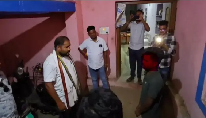 Youth Brutally Assaulted in ‘Kangaroo Court’ in Odisha; Video Sparks Outrage Youth Brutally Assaulted in ‘Kangaroo Court’ in Odisha; Video Sparks Outrage