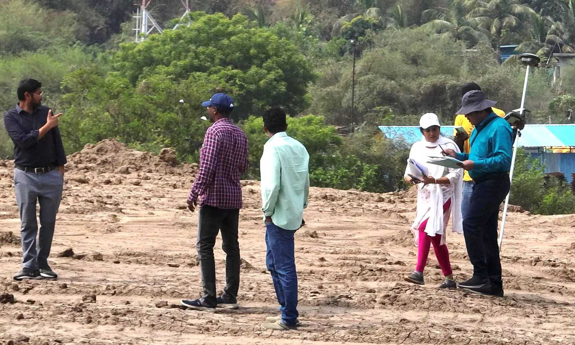 ECRF Dam: Experts Collect Samples of Rock, Soil at Polavaram for Testing and Use ECRF Dam: Experts Collect Samples of Rock, Soil at Polavaram for Testing and Use