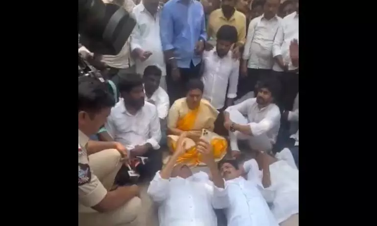 Political Face-Off Erupts in Tirupati Over Cow Deaths at TTD Goshala Political Face-Off Erupts in Tirupati Over Cow Deaths at TTD Goshala