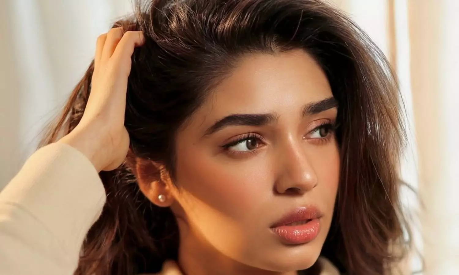 Krithi Shetty’s Chic Street Style Steals the Spotlight!