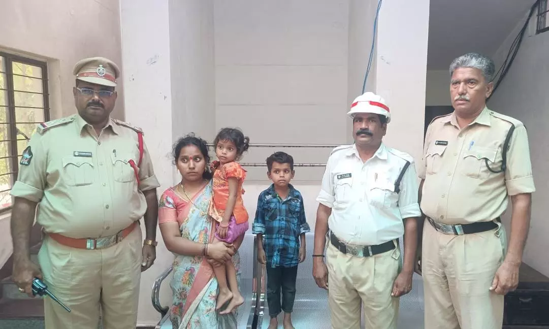 Tirumala Traffic Police Rescue Kids Trapped in Locked Car