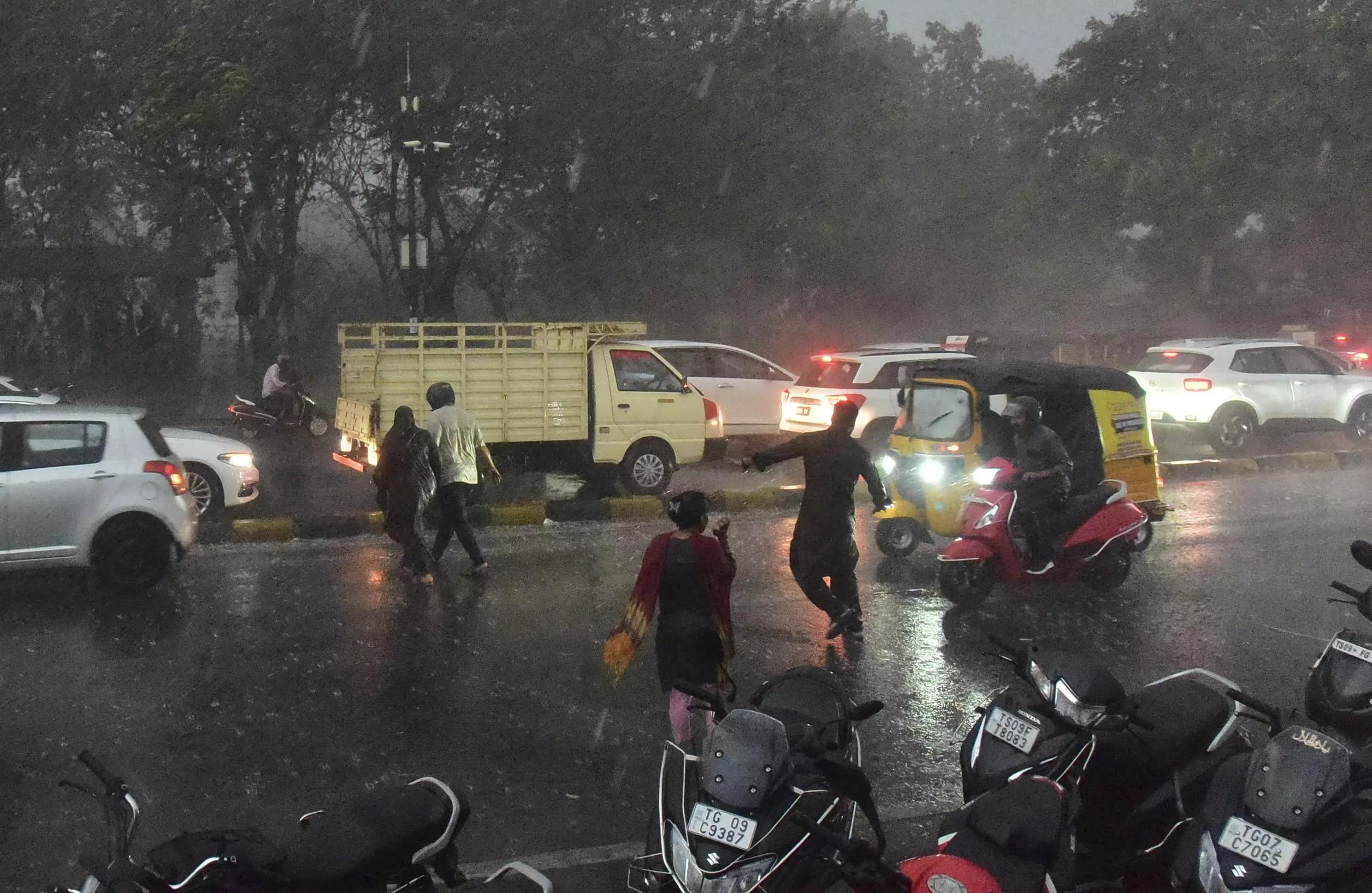 Cloudburst Submerges Hyderabad Streets