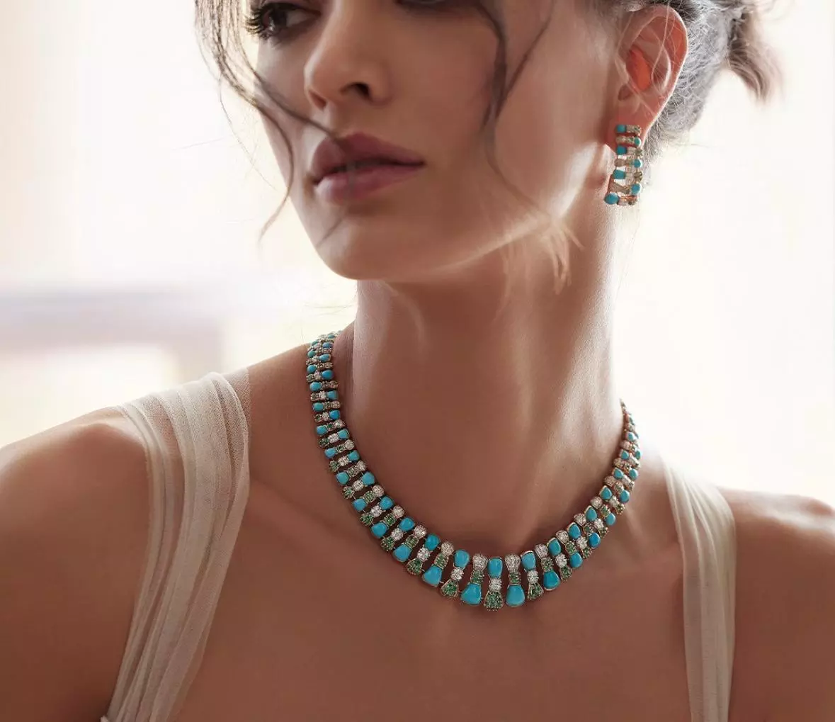 Zoya Designs Inspired by India’s Rich Heritage Zoya Designs Inspired by India’s Rich Heritage