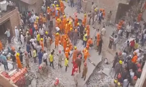 11 Killed As Four-Storey Building Falls in Delhi