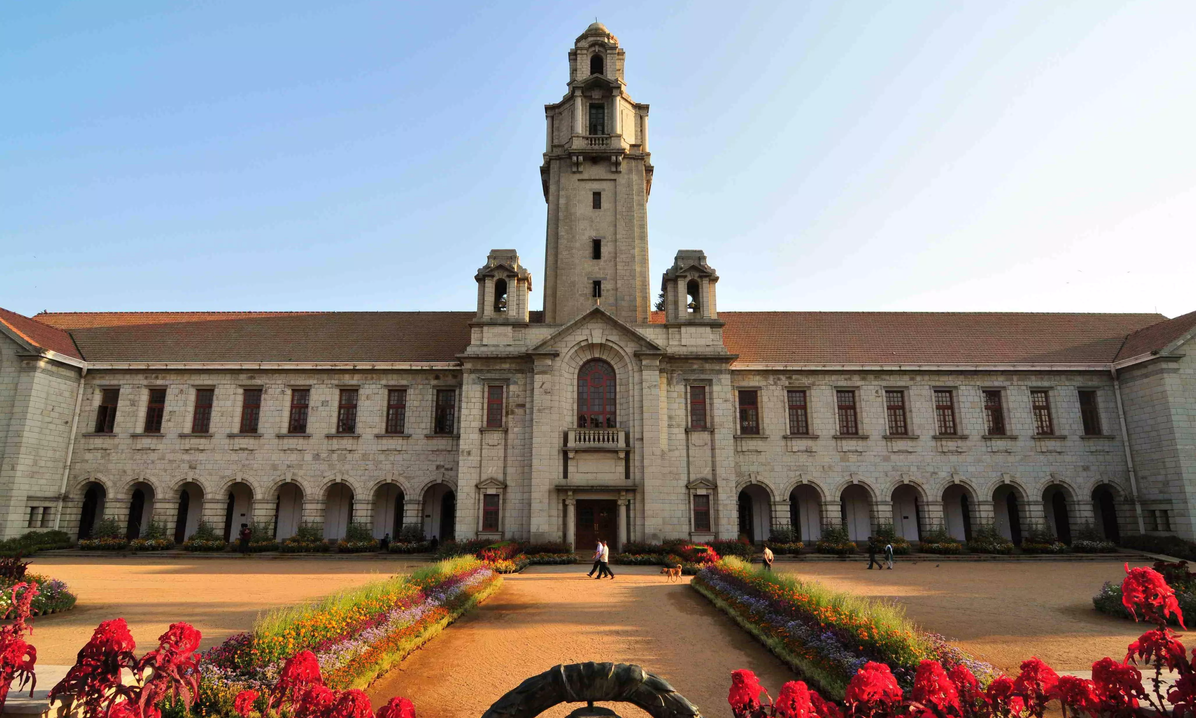 30 IISc Scientists to Develop the Smallest-Ever Semiconductors in the World