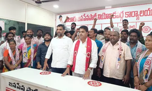 Over 100 YSRC Activists Join Jana Sena in Eluru
