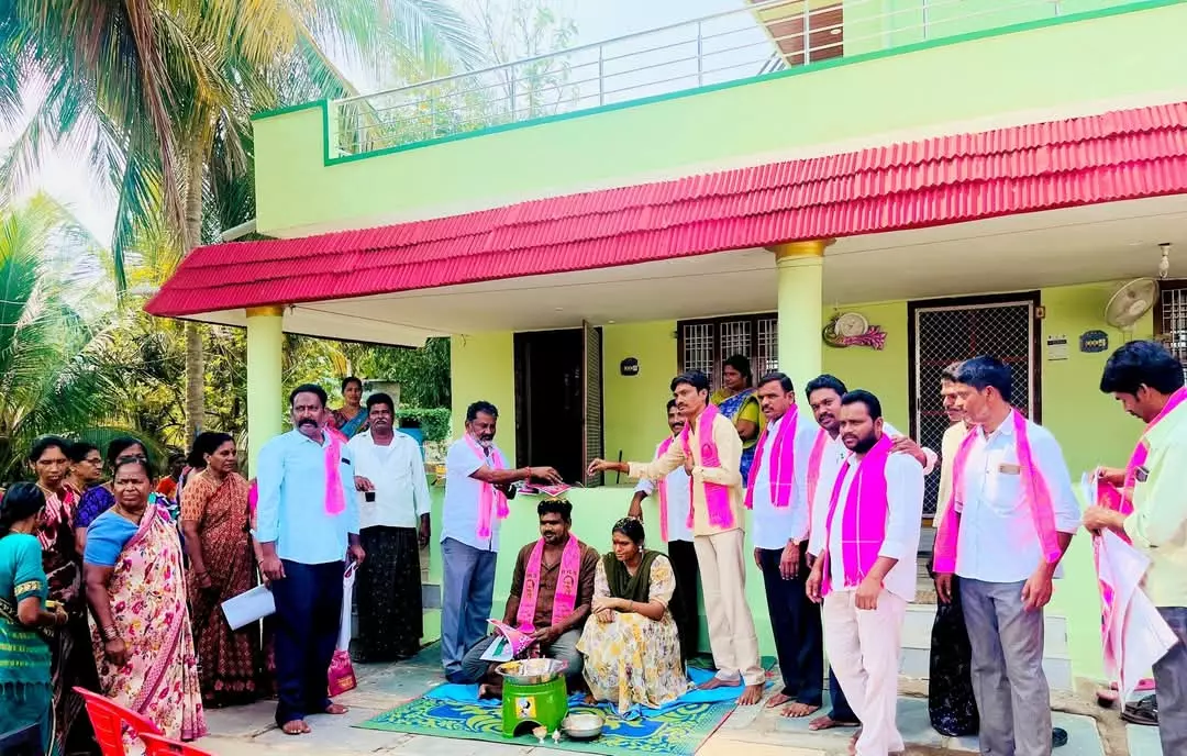 Unity Eludes BRS in Mahabubabad