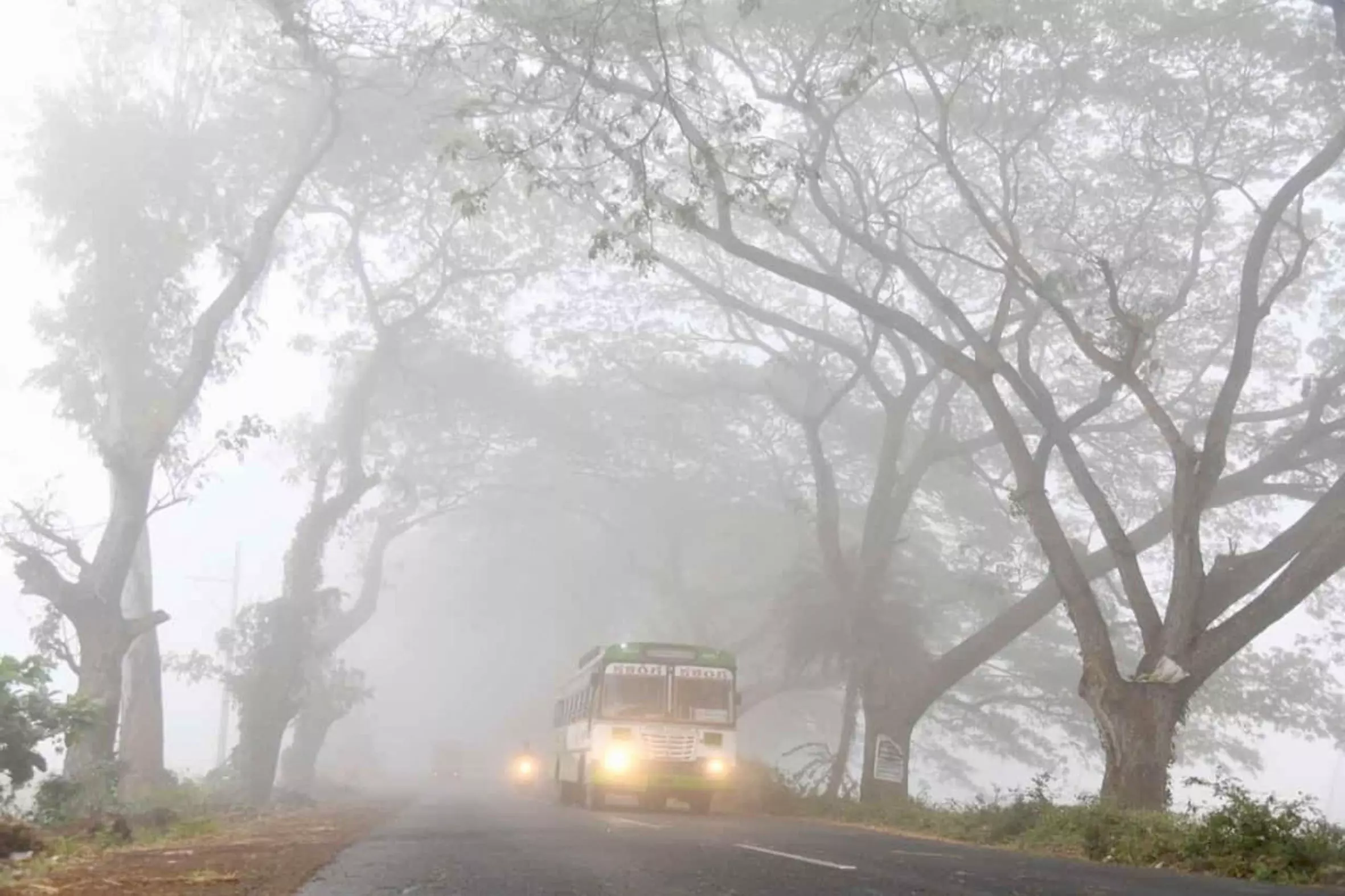 Storms to Continue over Parts of AP till April 26