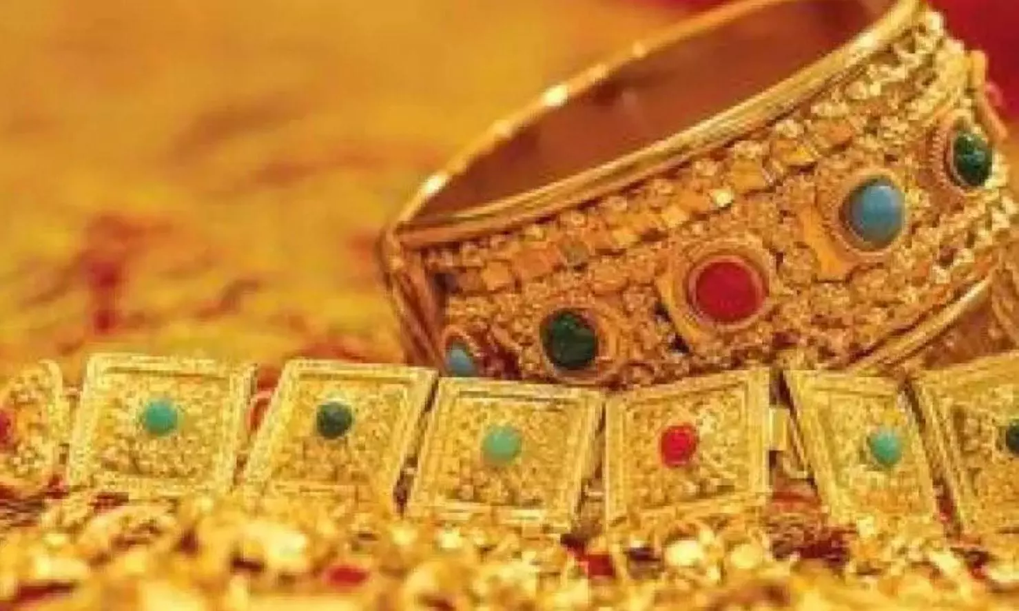 Indian Households Have Over Rs 250 Lakh Cr Worth Gold