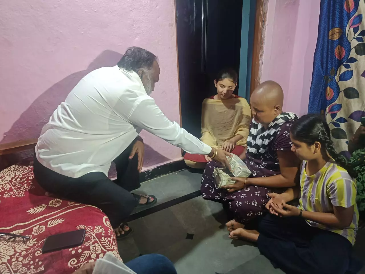 Jagga Reddy Extends Rs 10L Aid to Cancer Patient