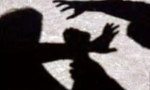 Drunken Miscreants Attack Pregnant RPF Constable, Husband in Guntur