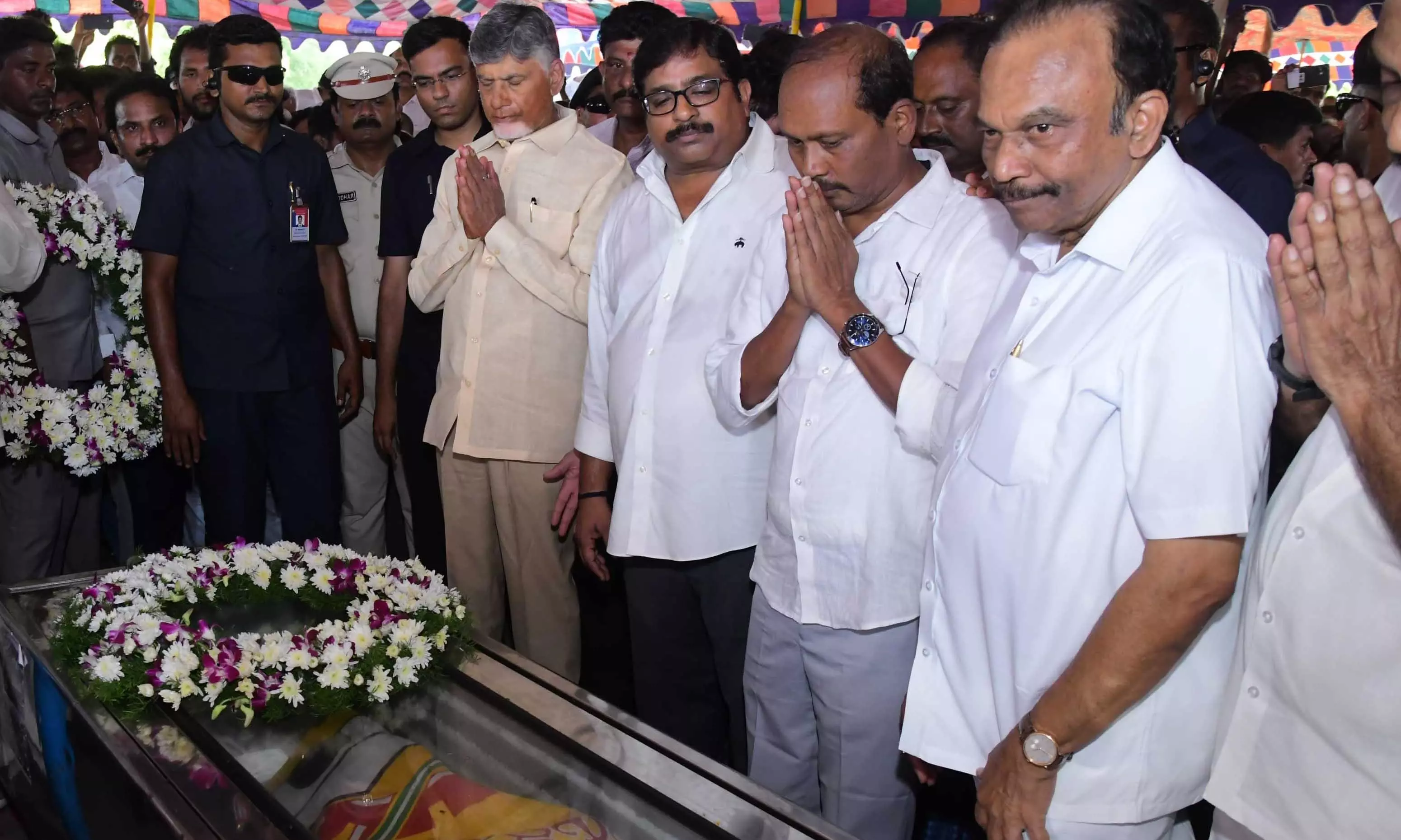 CM Promises Relentless Pursuit Of Veerayya Chowdari’s Murderers