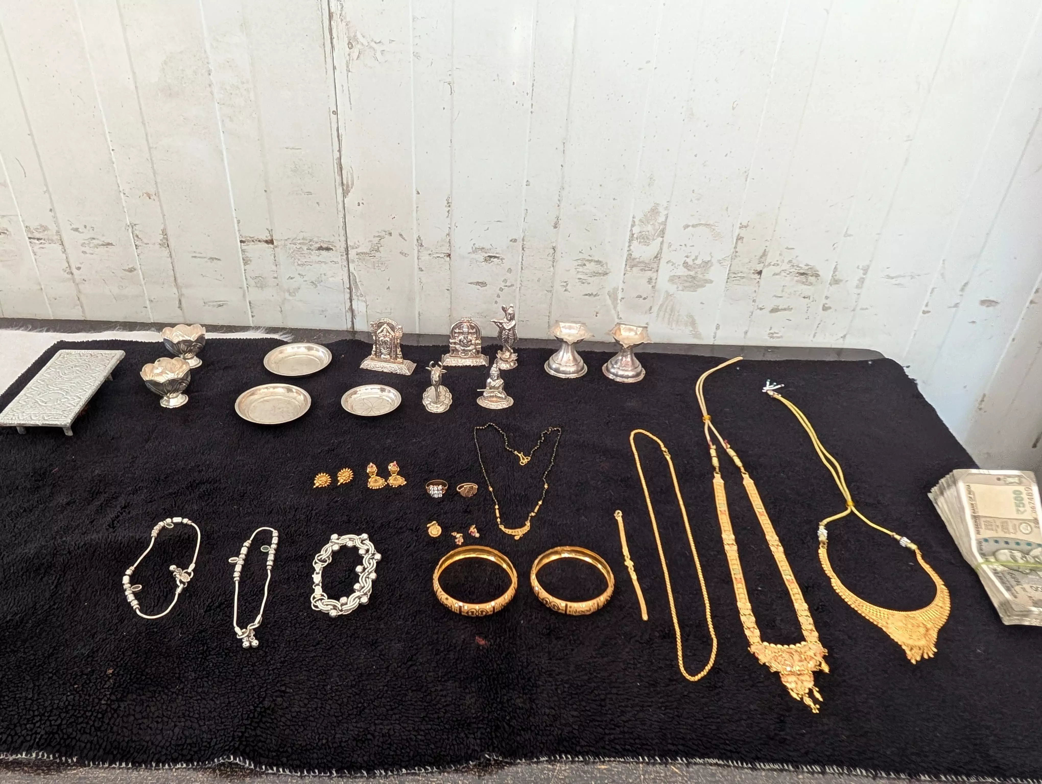 Serial Burglar Named In 30 Cases Held In Balanagar