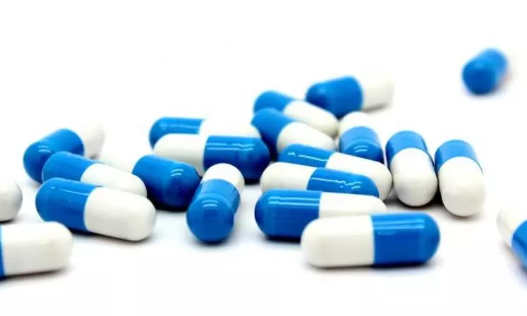 2 Arrested For Selling Restricted Pills