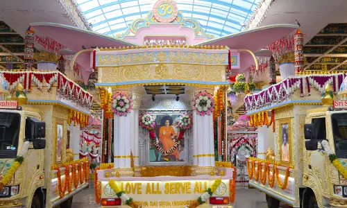 Nationwide Rath Yatra Flagged-Off To Commemorate Sri Sathya Sai Baba’s Birth Centenary