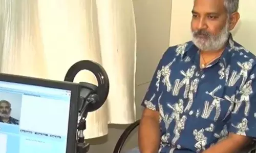 Rajamouli Visits Khairatabad RTO