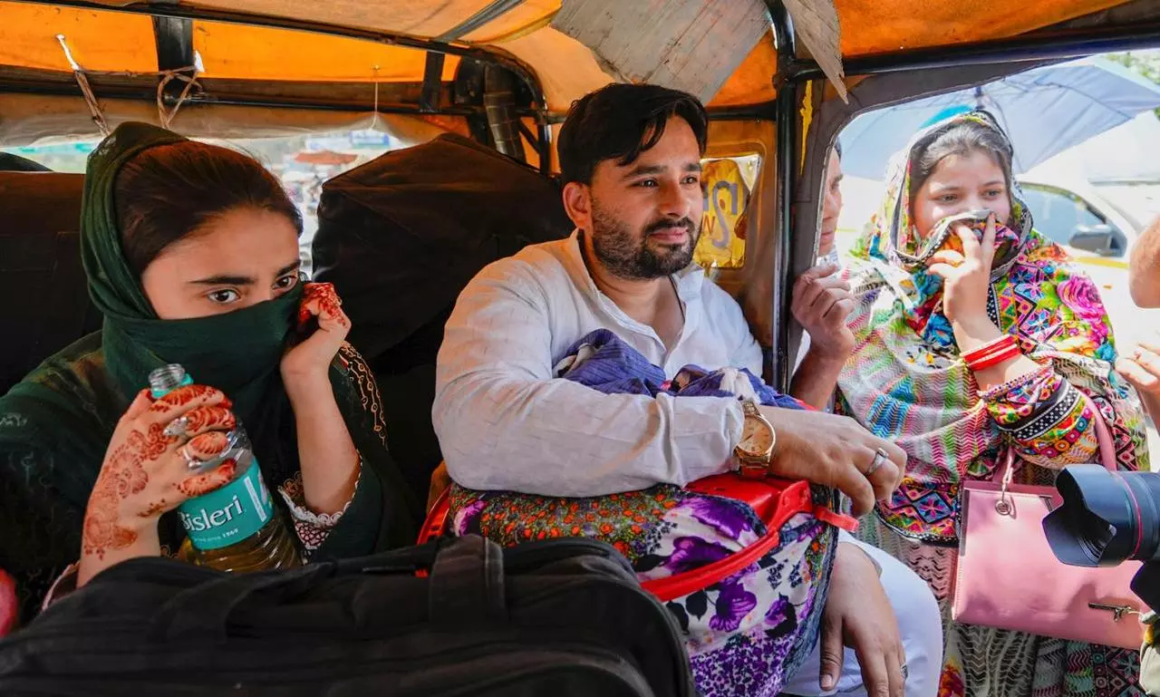 States Start Deporting Pakistan Nationals