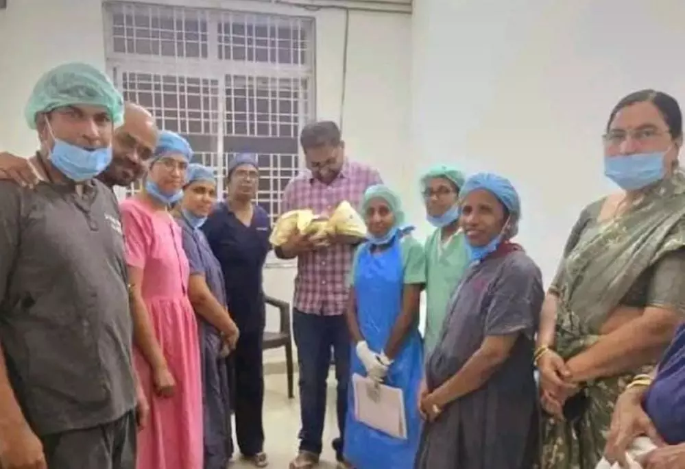 Peddapalli Collector Picks Govt. Hospital For Wife’s Delivery