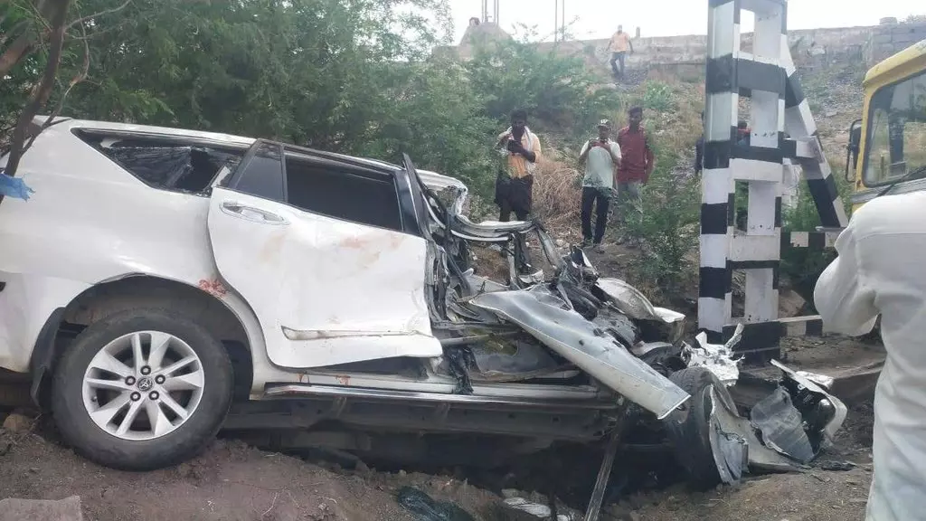 Alur Congress In-Charge Hacked to Death at Guntakal