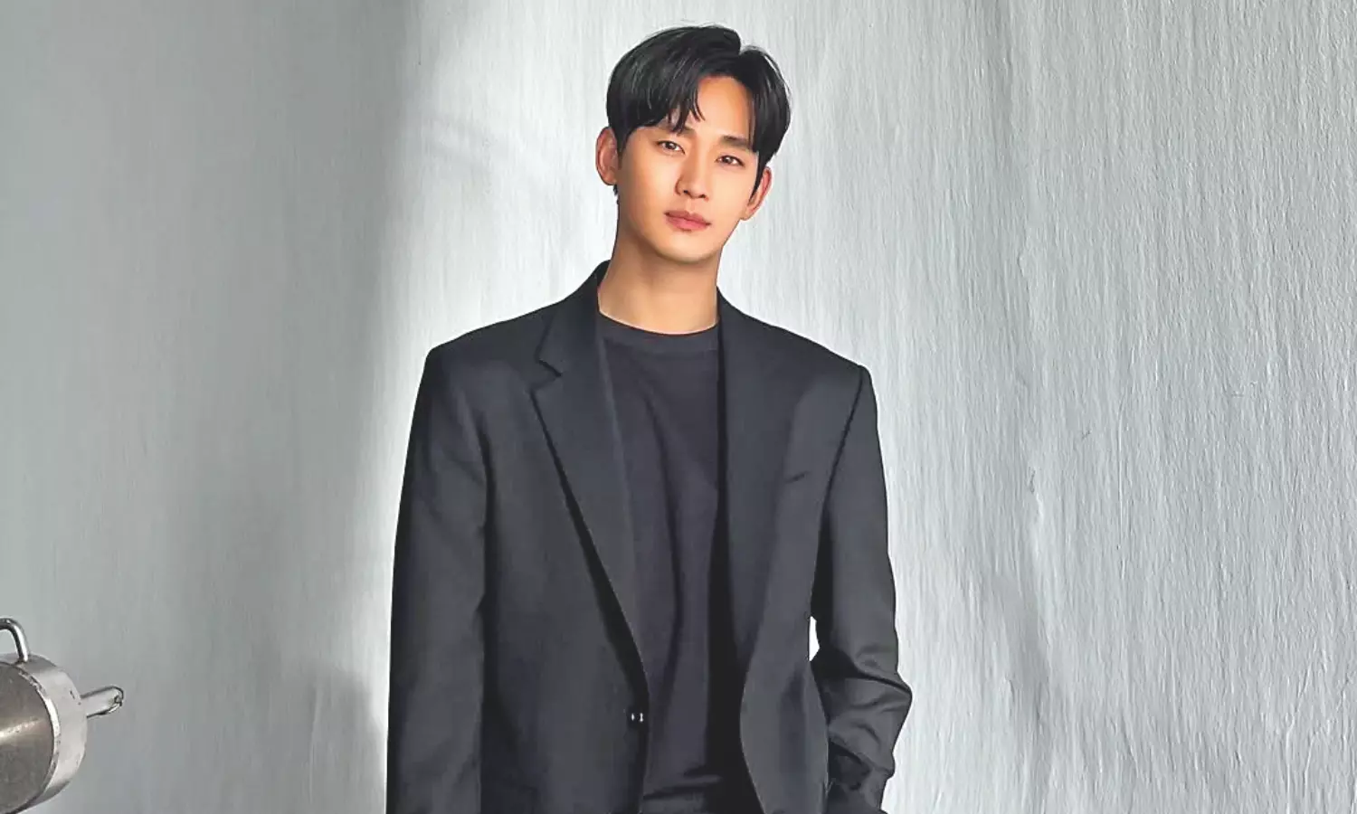 Kim Soo Hyun Faces Career Crisis