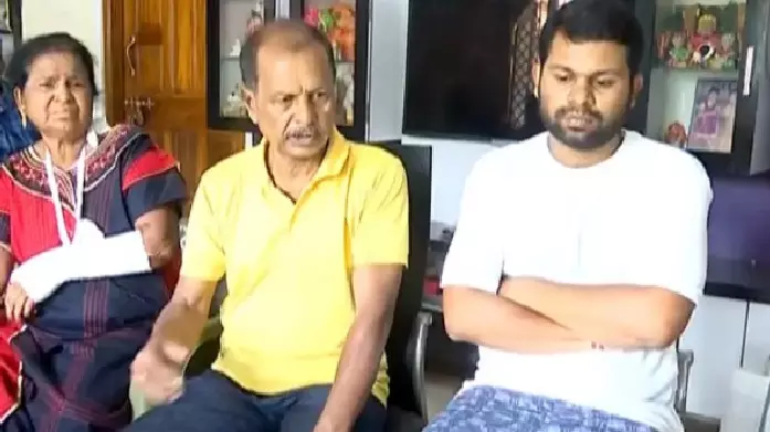 NIA Questions Odisha Family That Narrowly Escaped Terror Attack in Pahalgam NIA Questions Odisha Family That Narrowly Escaped Terror Attack in Pahalgam