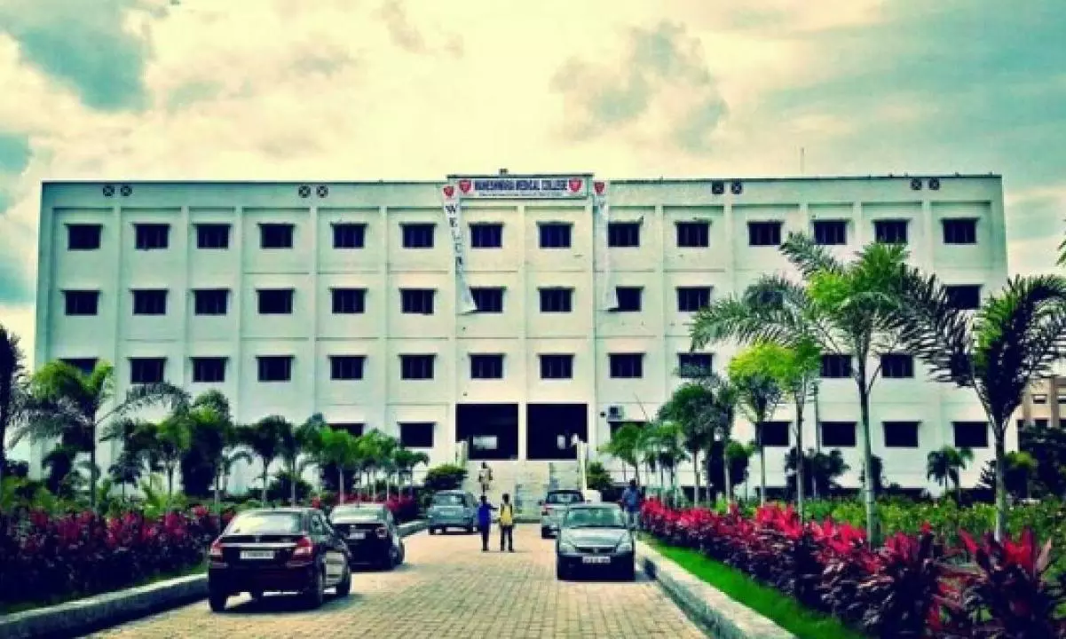 Maheshwaram Medical College Locked As Rent Dues Pile Up