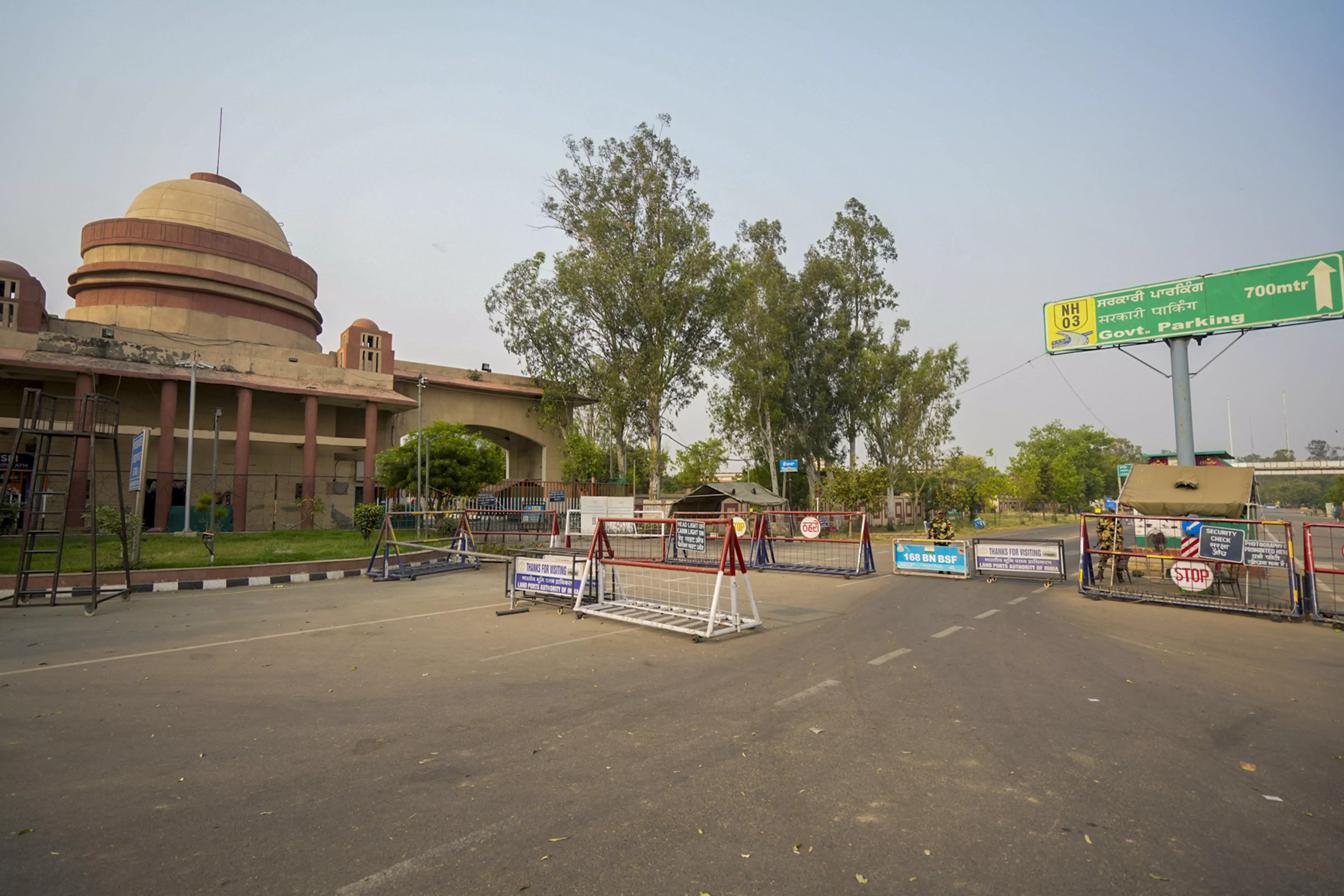 Attari-Wagah Border Between India, Pakistan Completely Shut Attari-Wagah Border Between India, Pakistan Completely Shut