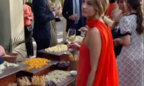 Designers Slam ‘Scandinavian Scarf’ Trend