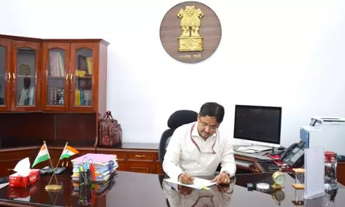 Arvind Shrivastava Takes Charge As Revenue Secretary