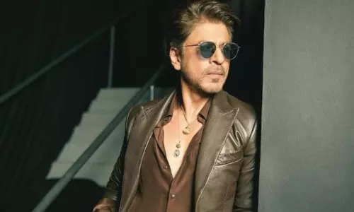 SRK Richer Than Brad Pitt, George Clooney, Robert De Niro?