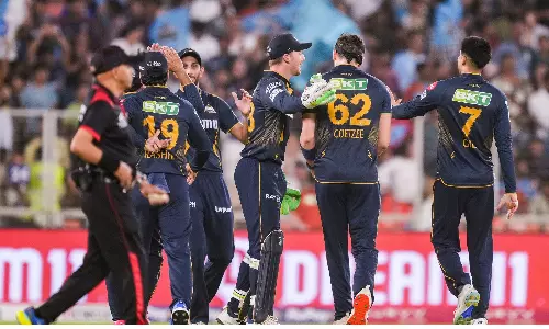 Gujarat Titans Beat SRH By 38 Runs