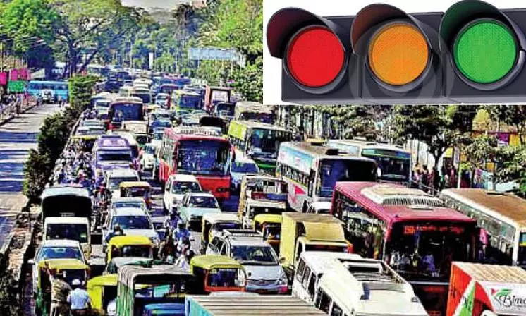 No Green Canopies This Summer at Traffic Signals