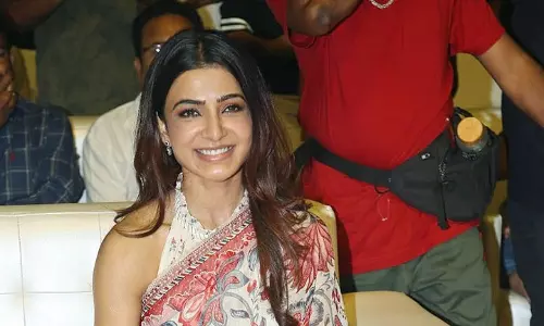 Samantha Is Wow In A Floral Saree