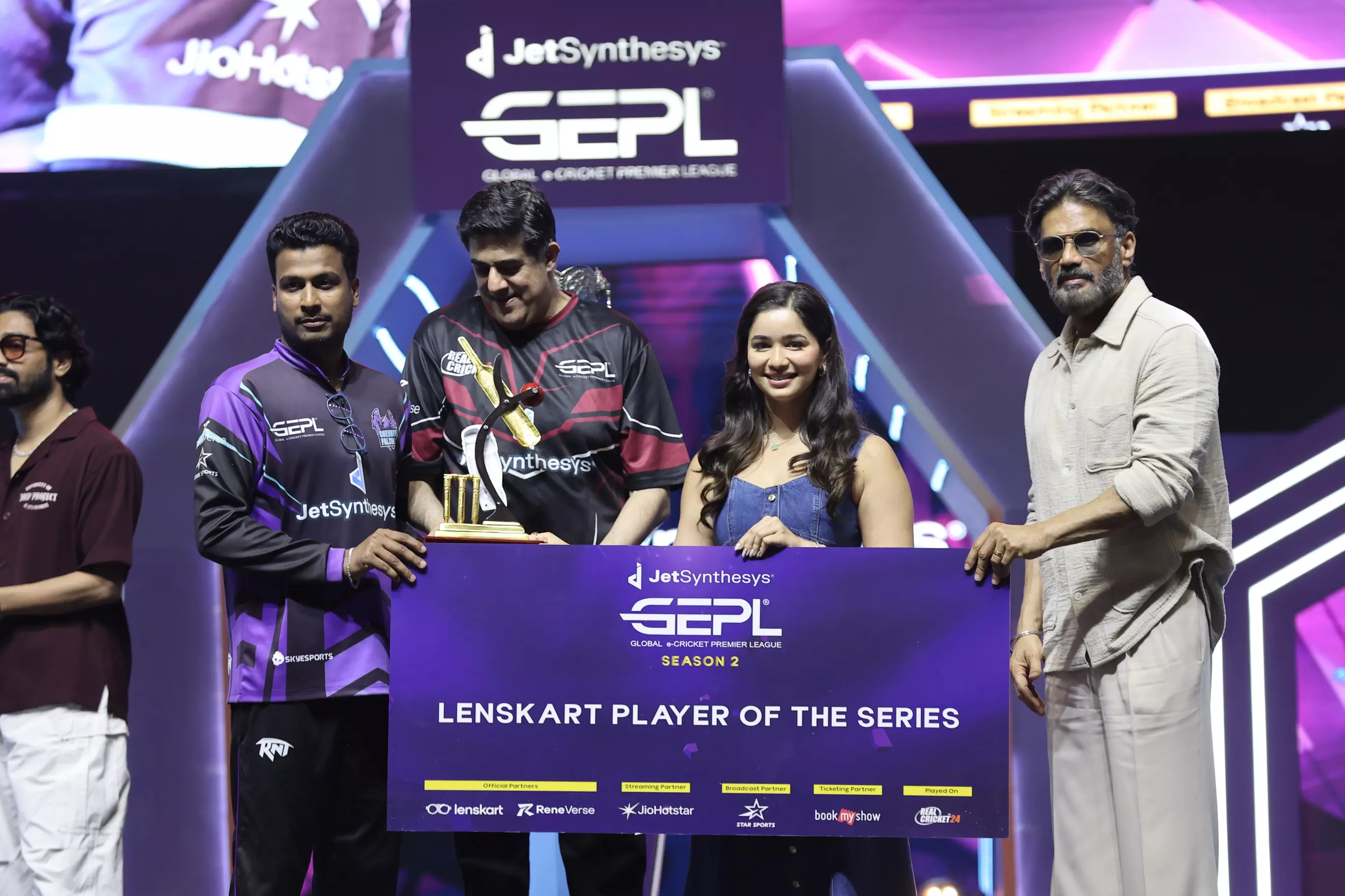 I Had My Heart in My Mouth: Sara Tendulkar