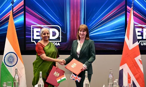 UK, India Agree Trade Deal Amid Fallout of Trump Tariff Wars