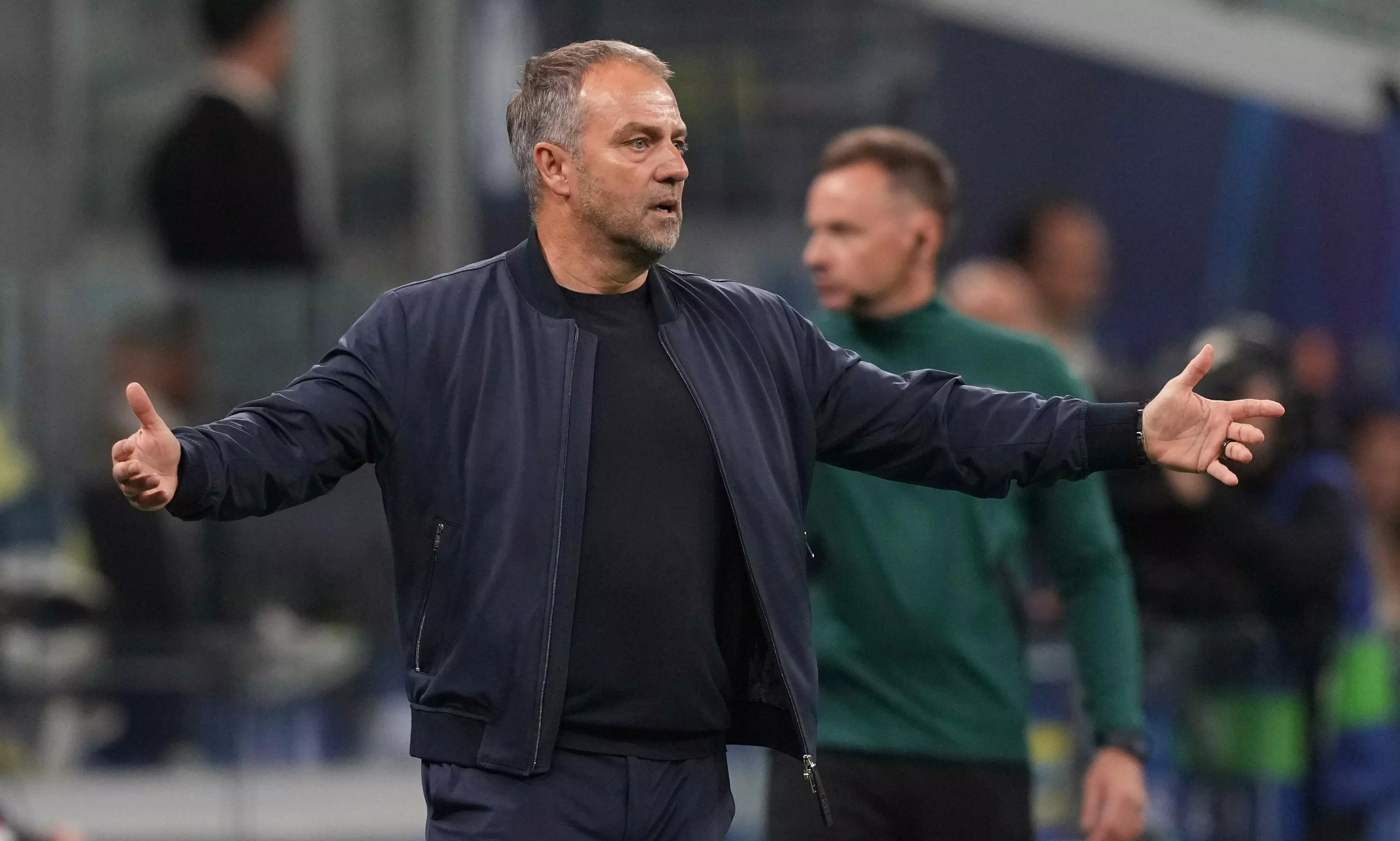 Barcelona Coach Flick Fumes Over Refereeing Decisions in Defeat at Inter