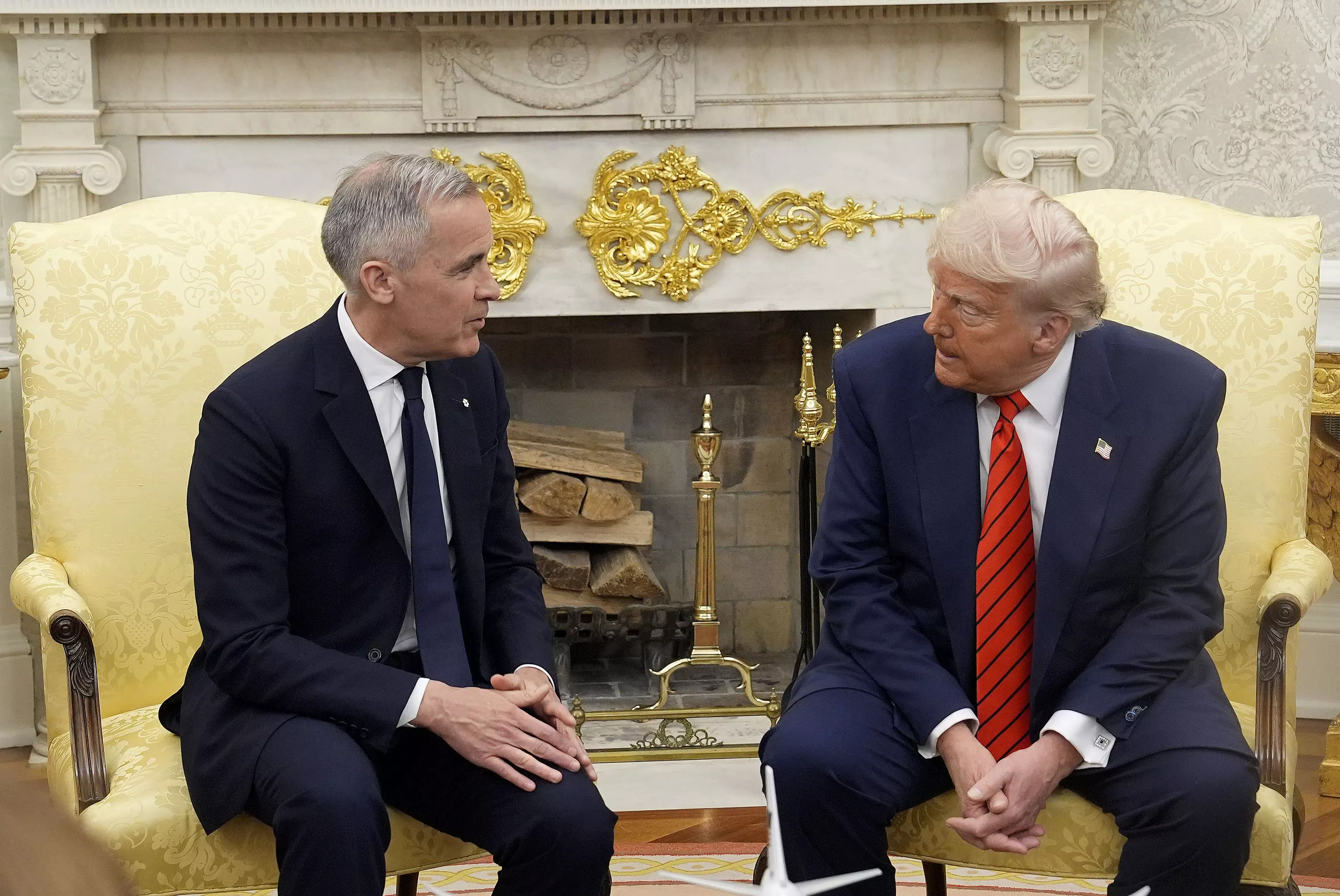 Trump, Carney Faceoff in Oval Office Leaves Gaping Differences on Tariffs, 51st State