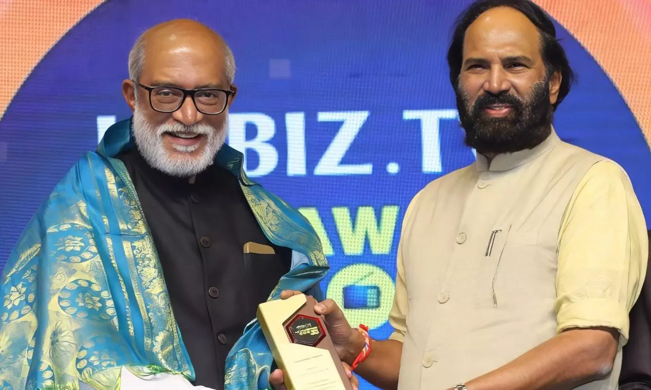 Venkat Jagdish Nalluri Honoured With Hybiz TV Media Award